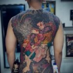 Ảnh hình xăm yakuza full lưng mang phong cách hầm hố