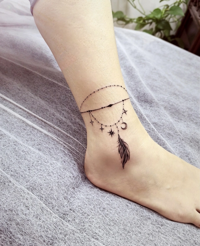 Ảnh mẫu xăm vòng chân nữ nét mảnh rõ