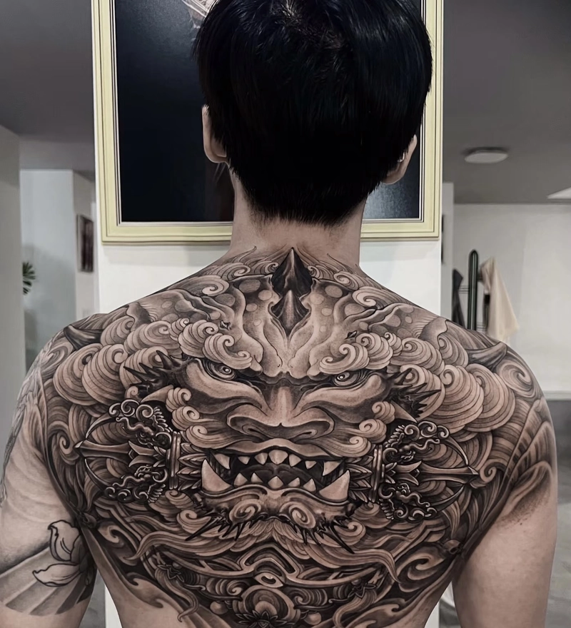 Ảnh xăm full lưng đẹp cho nam sắc nét