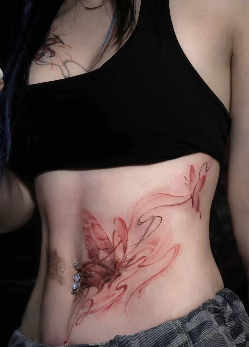 Gợi ý tattoo bụng nữ đơn giản mà vẫn nổi bật
