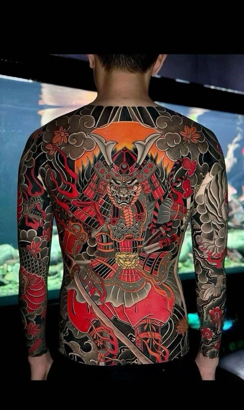 Hình ảnh hình xăm yakuza với đường nét đậm chất Nhật