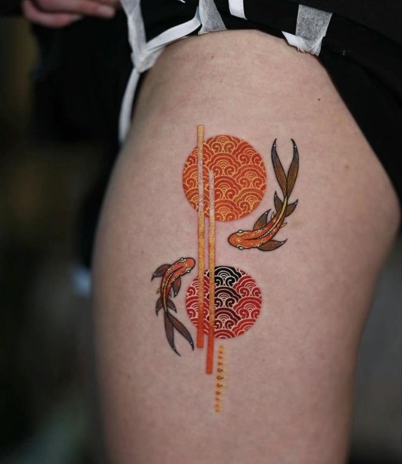 Hình ảnh tattoo cá chép Nhật cổ phối màu trầm cổ