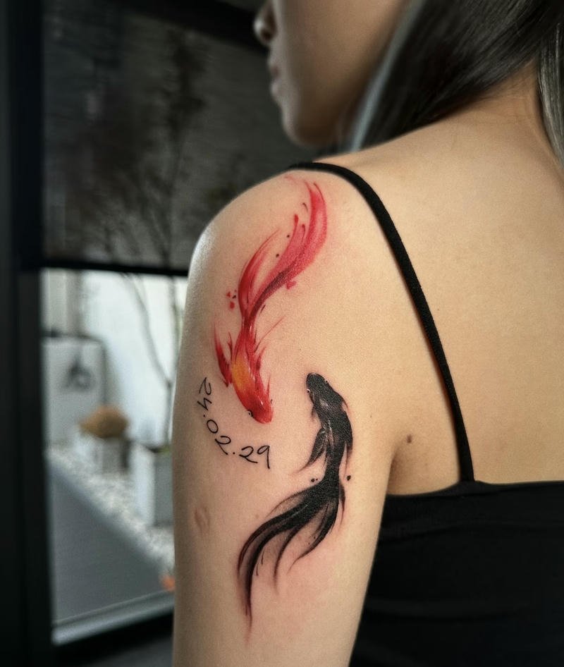 Hình ảnh tattoo cá chép đỏ đen cá tính