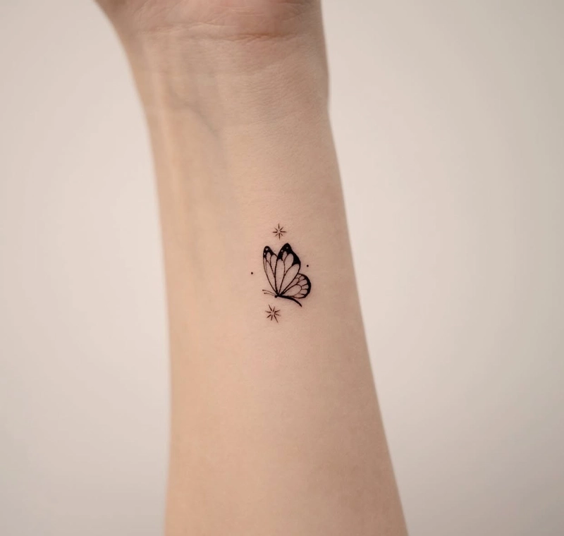 Hình tattoo con bướm mini nhỏ xinh