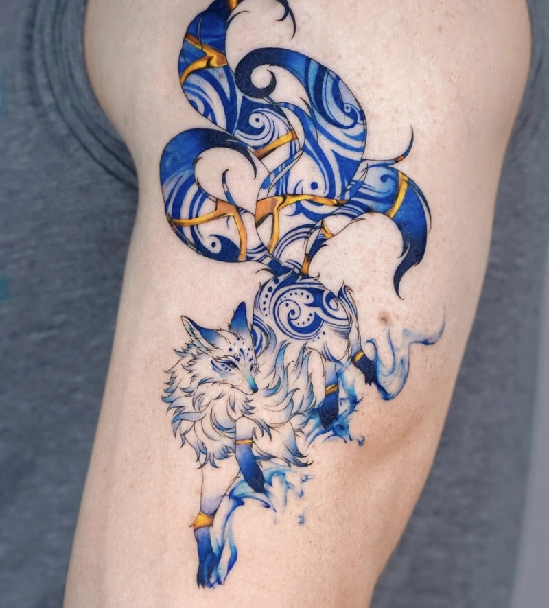 Hình tattoo con cáo mang phong cách huyền ảo