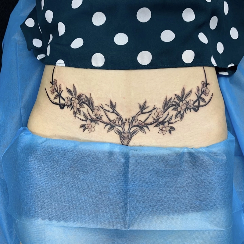 Hình xăm bụng nữ cá tính phù hợp xu hướng hiện nay