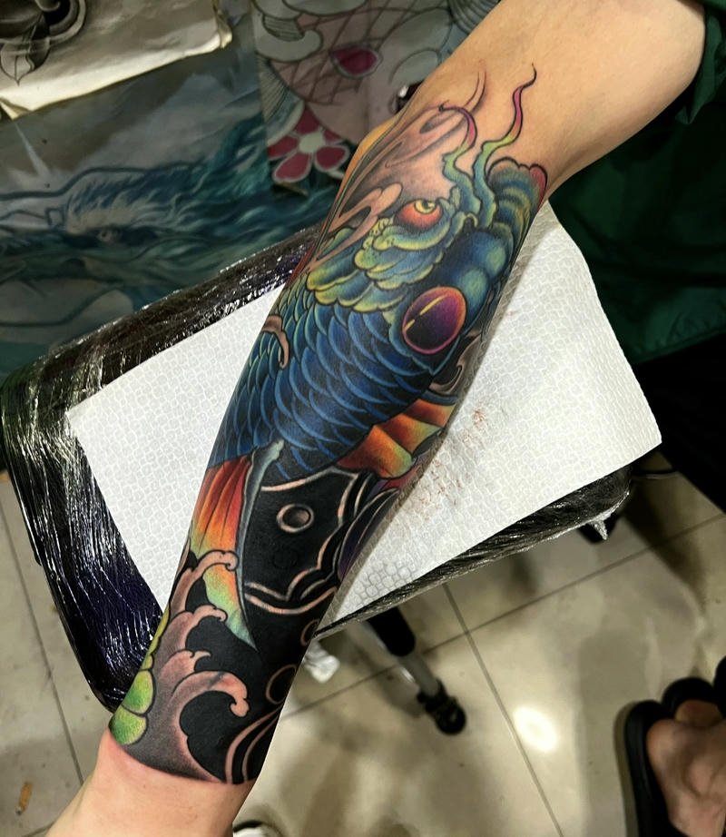 Mẫu hình xăm cá chép Nhật cổ nét vẽ cổ kính mạnh mẽ