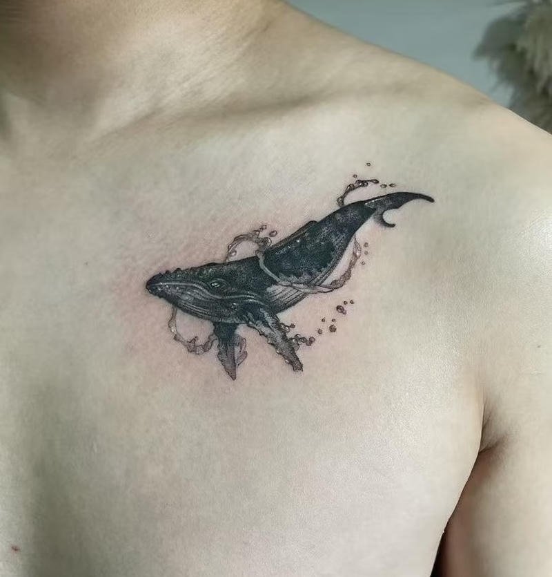 Mẫu hình xăm cá voi biểu tượng tự do bình yên