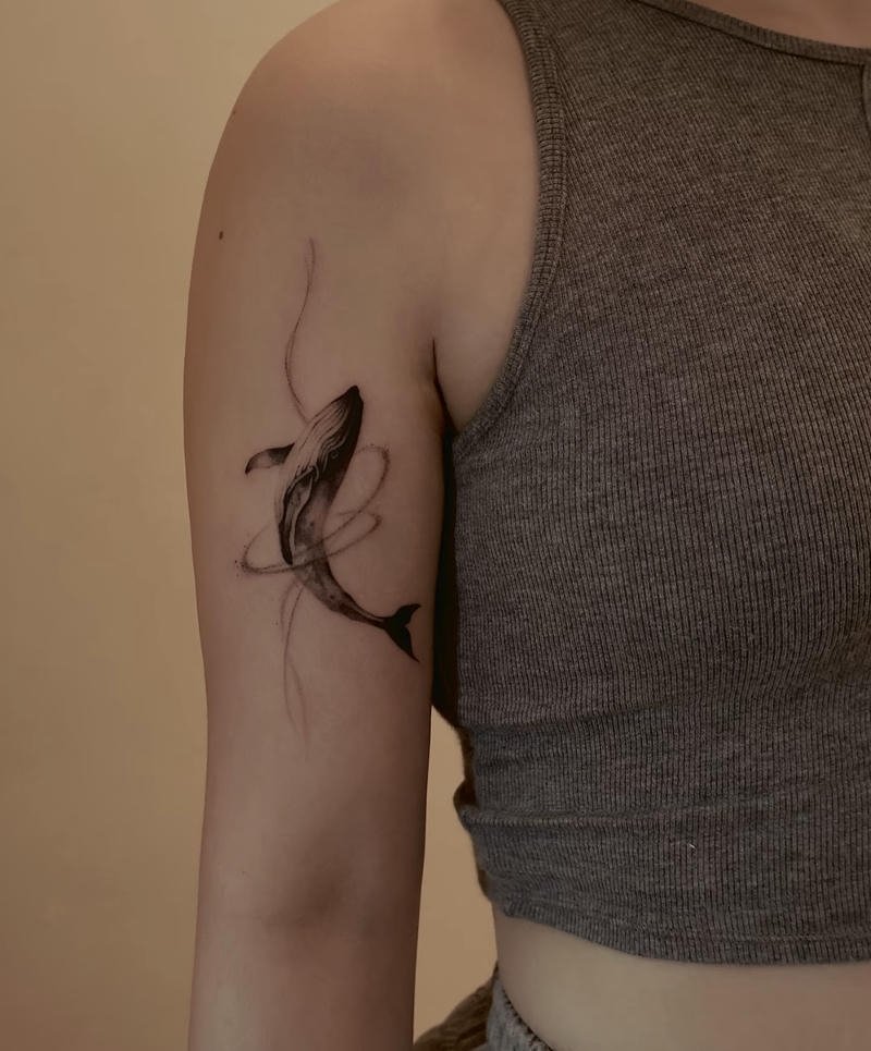 Mẫu hình xăm cá voi nhỏ xinh tinh tế dễ thương
