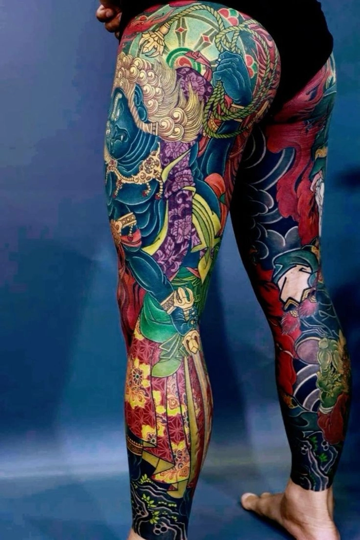 Tattoo chân nhật cổ mang vẻ đẹp truyền thống
