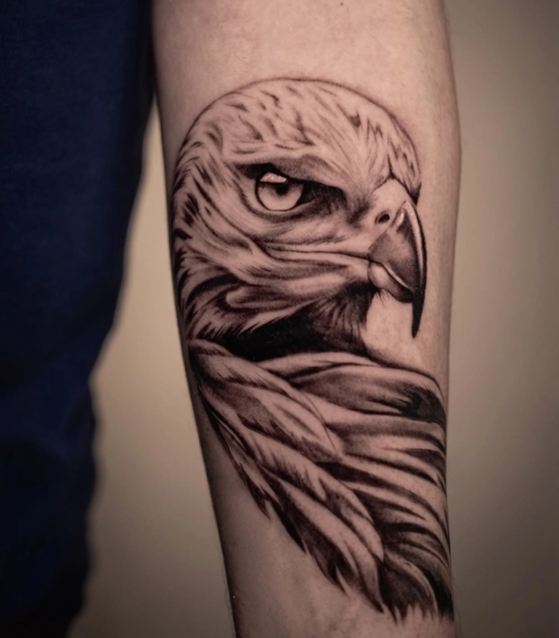 Tattoo cổ điển hình xăm đại bàng uy nghi