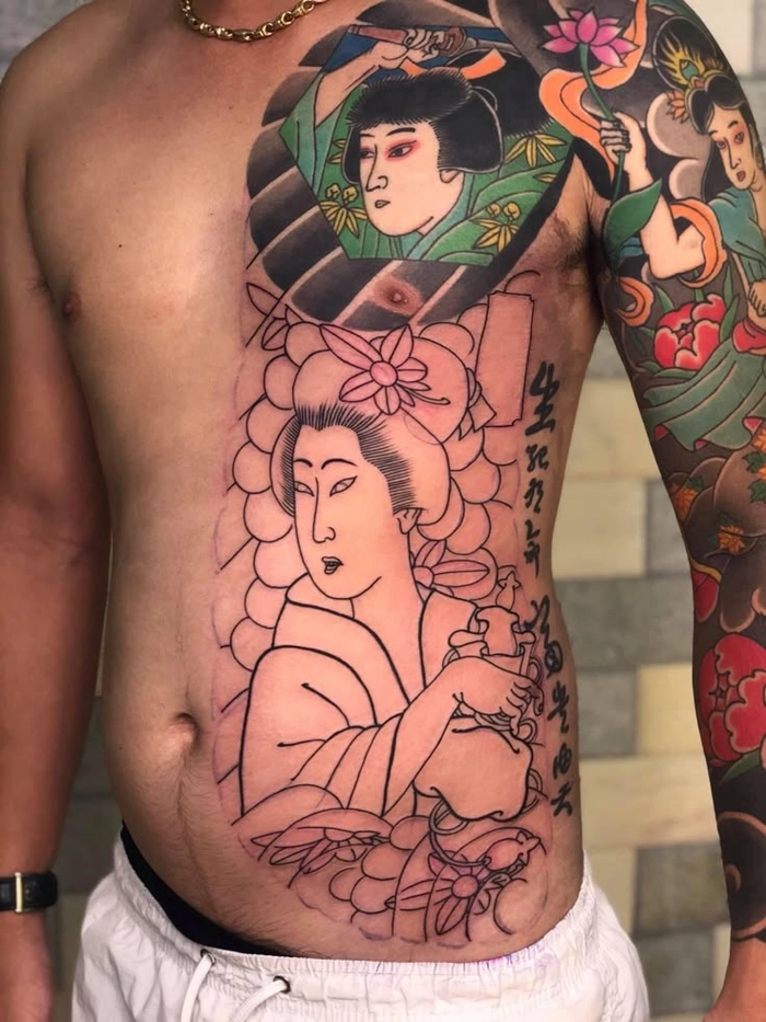 Tattoo nửa bụng phong cách nhật cổ đậm chất nghệ thuật