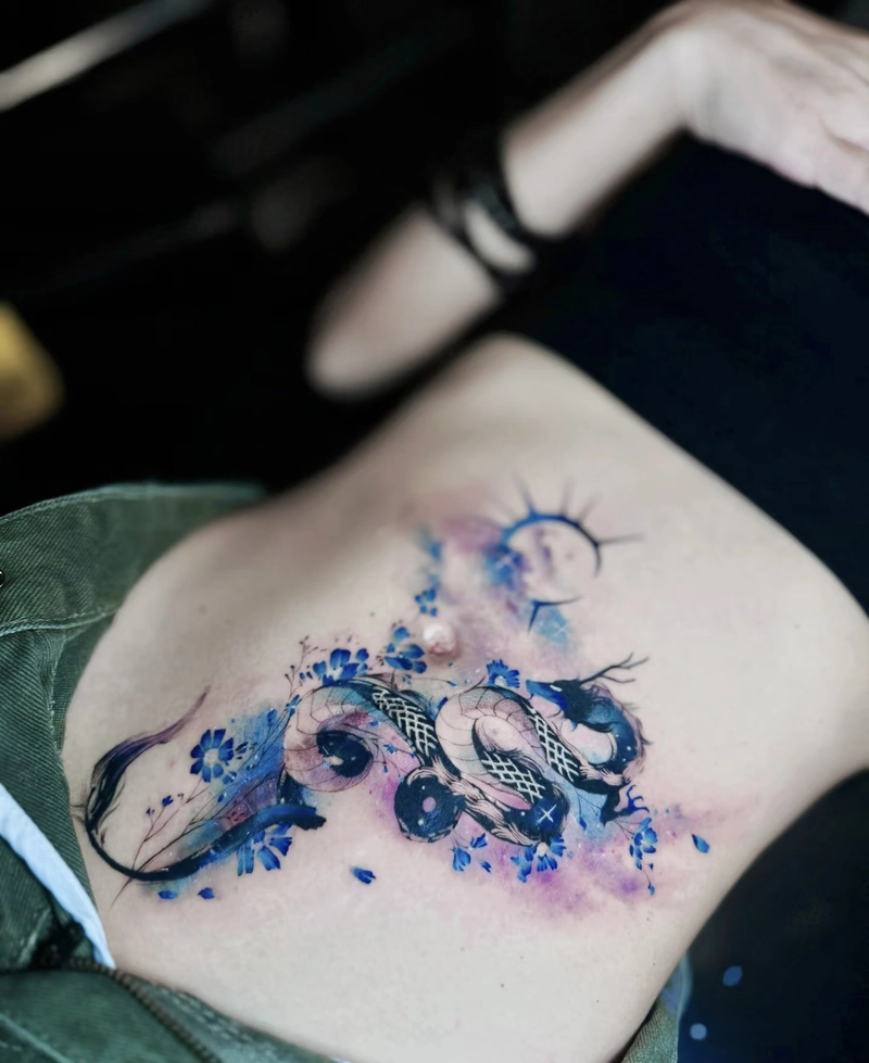 Thiết kế tinh tế với hình xăm bụng nữ nhẹ nhàng