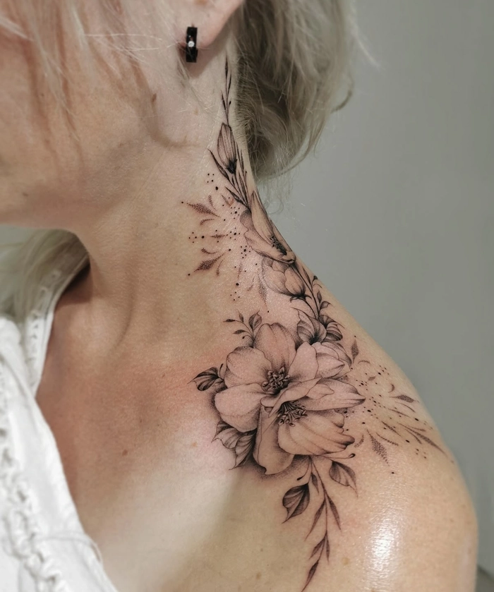 ảnh hình xăm ở cổ nữ rõ chi tiết
