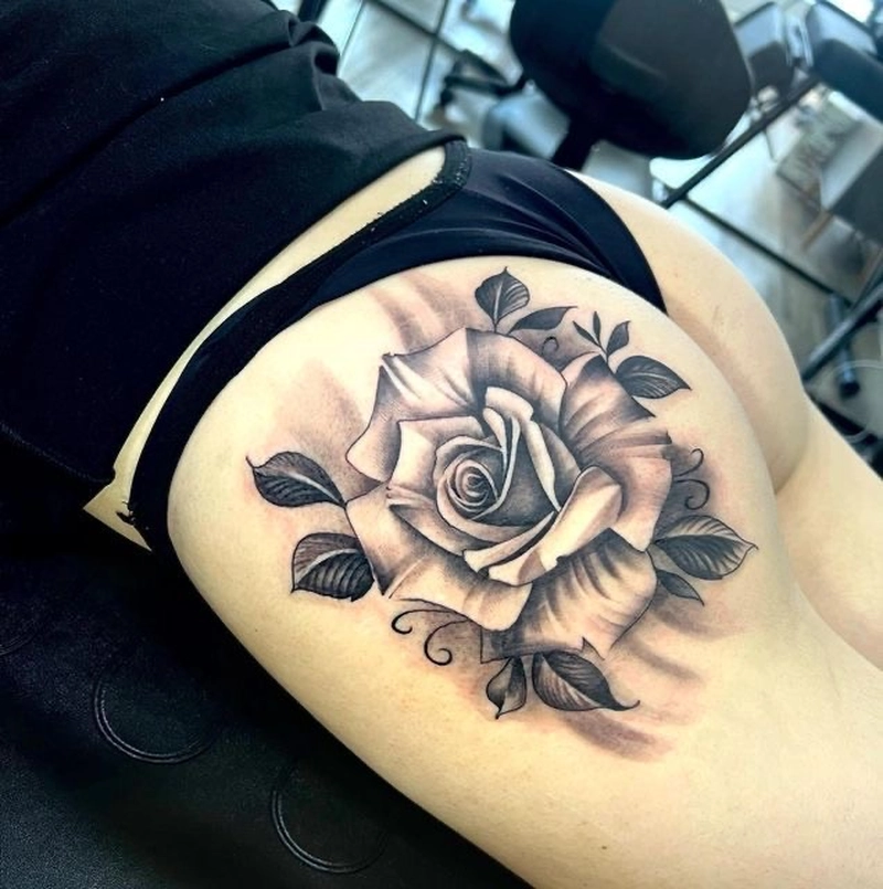 Ảnh tattoo hình xăm mông mang nét đẹp nữ tính sexy