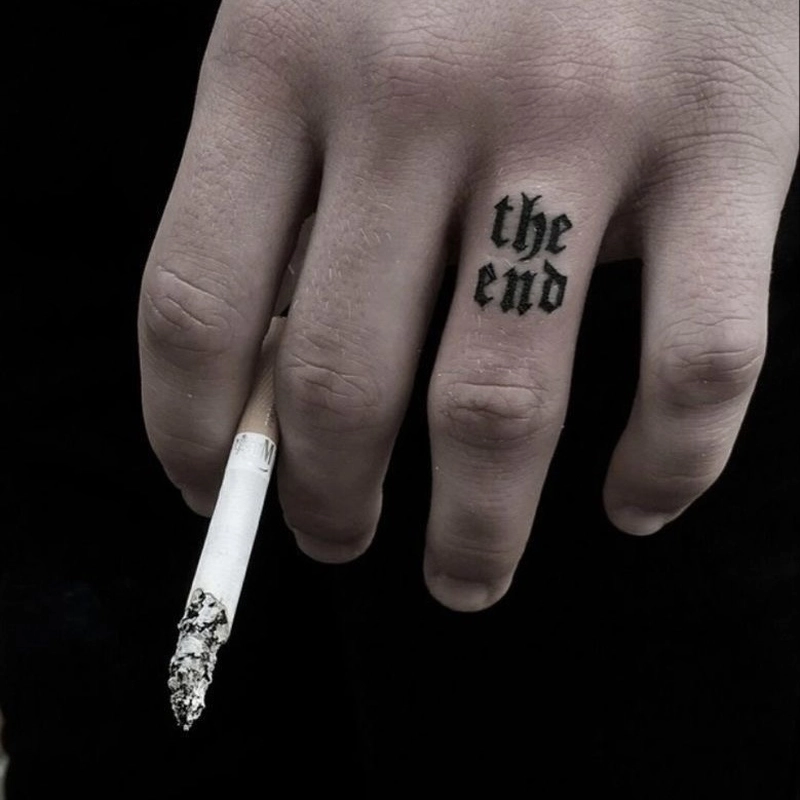 Ảnh tattoo mini tay cho nam mang vẻ tối giản nam tính