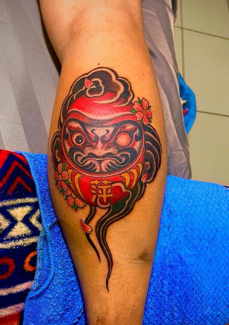 Hình xăm daruma với hiệu ứng bóng đổ sống động