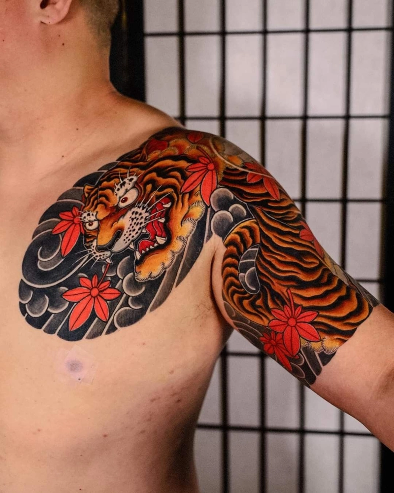 Hình xăm hổ nhật cổ cổ điển cùng thần thái nổi bật