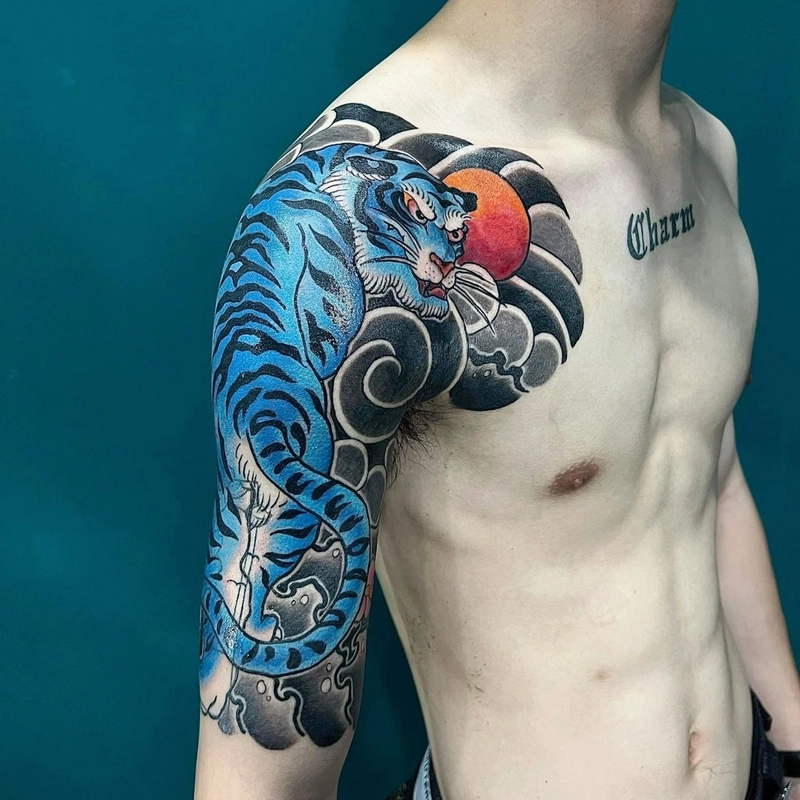 Hình xăm hổ nhật cổ tinh anh cùng họa tiết đầy cá tính