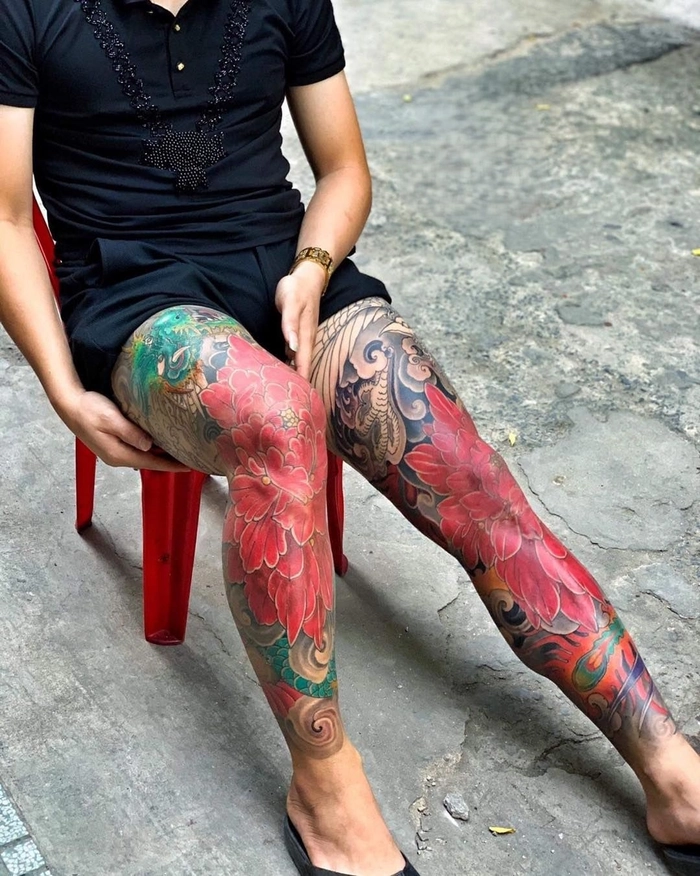 Hình xăm phượng hoàng full chân tạo hình nổi bật