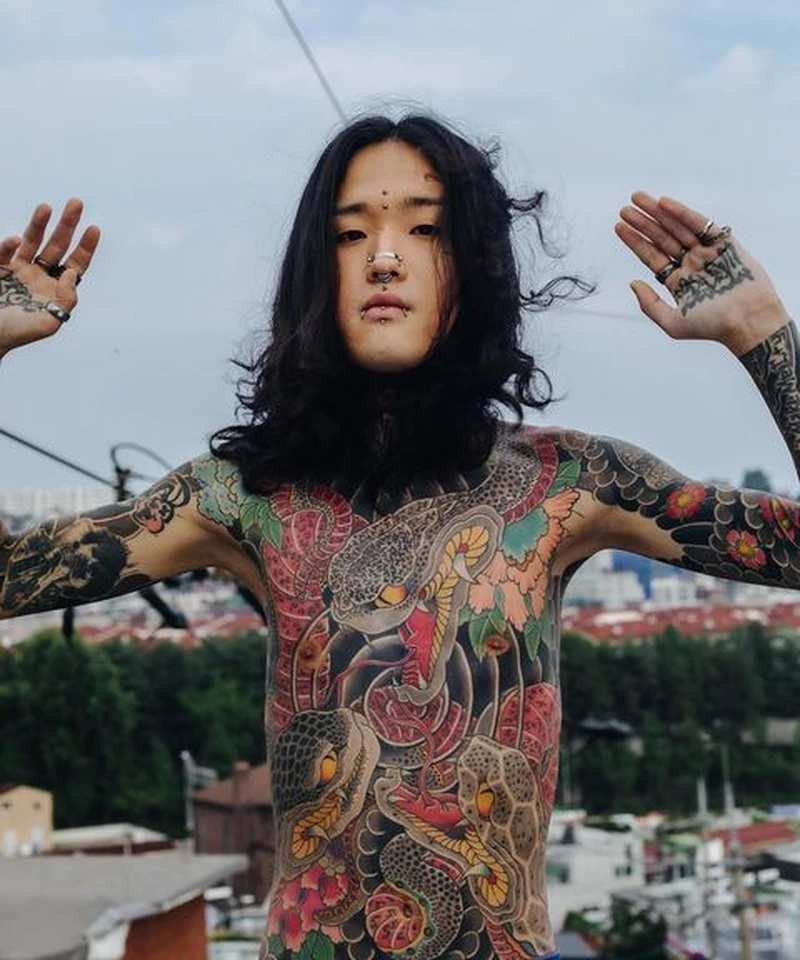 Họa tiết rồng lửa nhật cổ giúp tattoo thêm phần mạnh mẽ