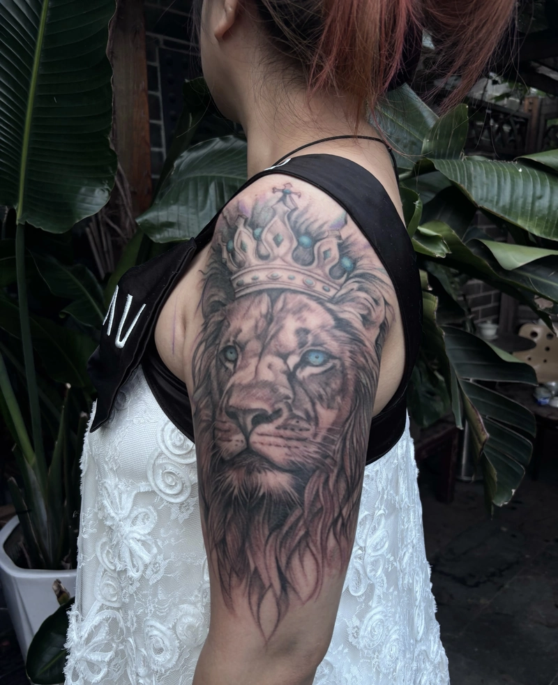 Kiểu hình xăm đầu hổ đẹp nét sắc sảo