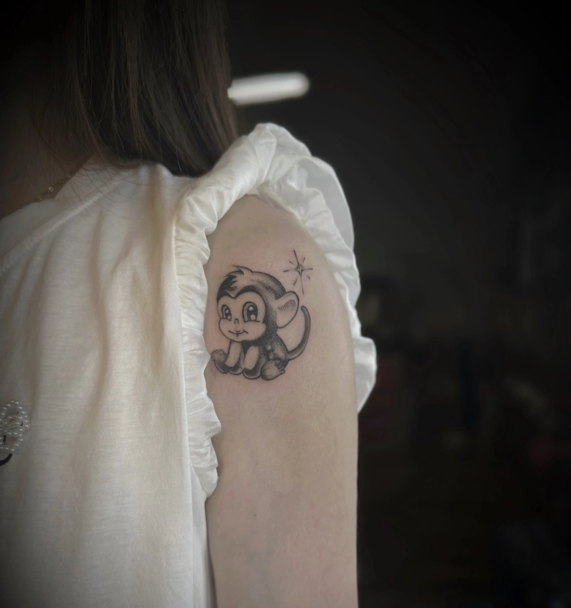 Tattoo con khỉ nhỏ xinh cho nữ