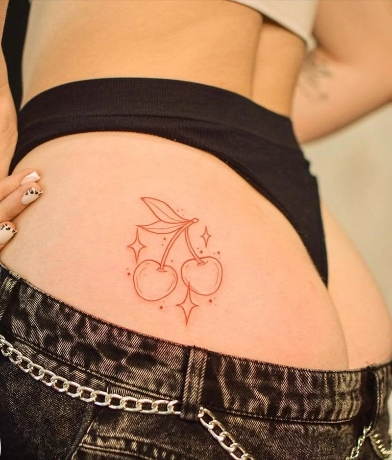 Tattoo hình xăm mông với phong cách quyến rũ thời thượng
