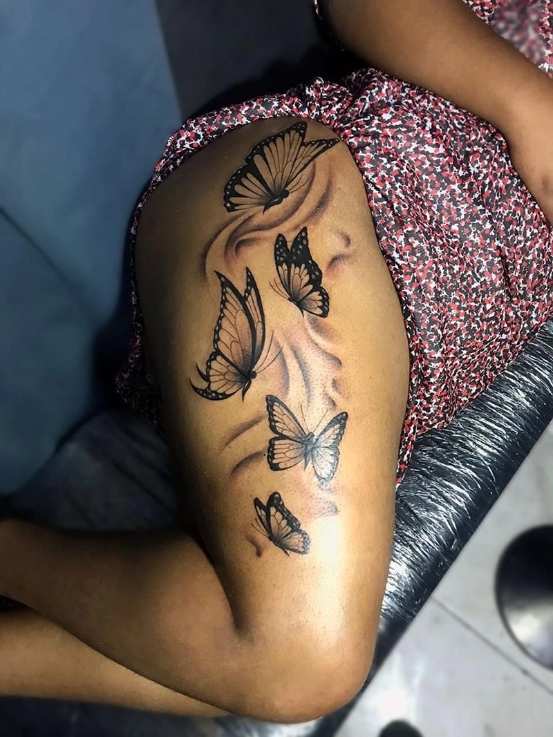 Tattoo hình xăm mông với vibe nữ tính đầy thu hút