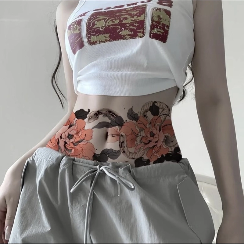 Tattoo hình xăm ở hông eo cho nữ đầy cảm giác thanh lịch
