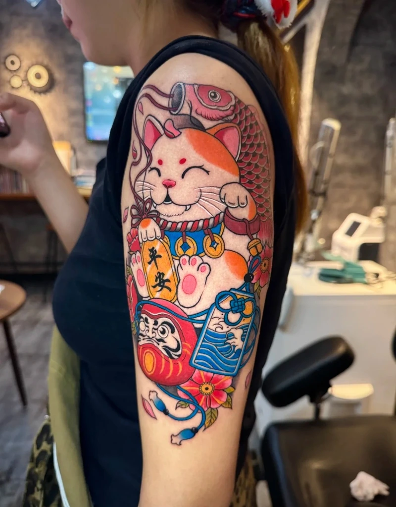 Thiết kế mèo thần tài nhật cổ với bố cục tattoo cực kỳ cuốn hút