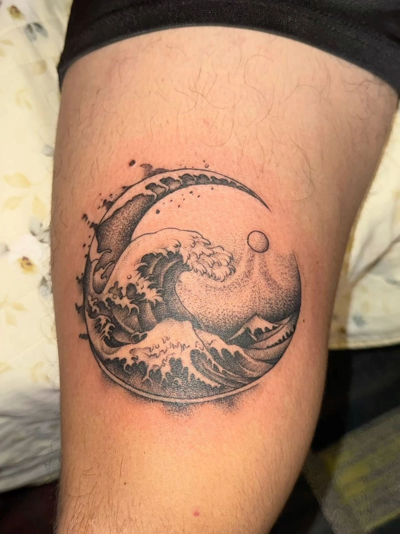 hình ảnh tattoo sóng biển cho nam