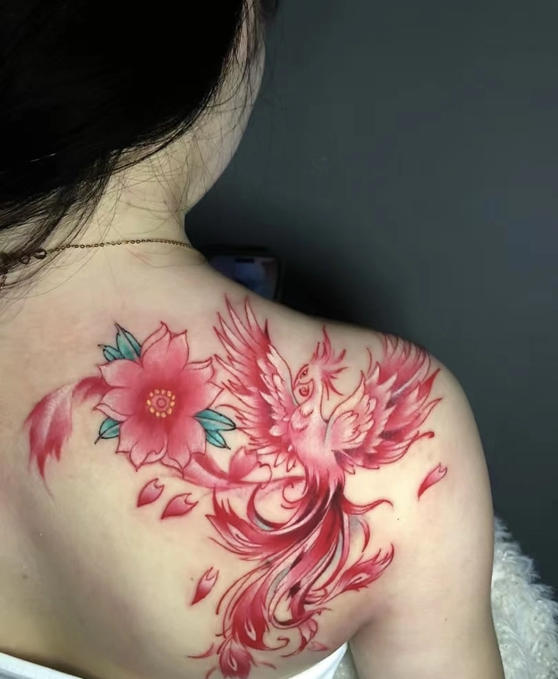mẫu tattoo phượng hoàng mềm mại nữ