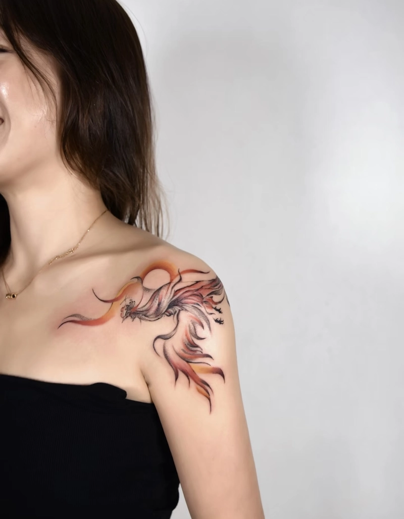 mẫu tattoo phượng hoàng sải cánh bay lượn
