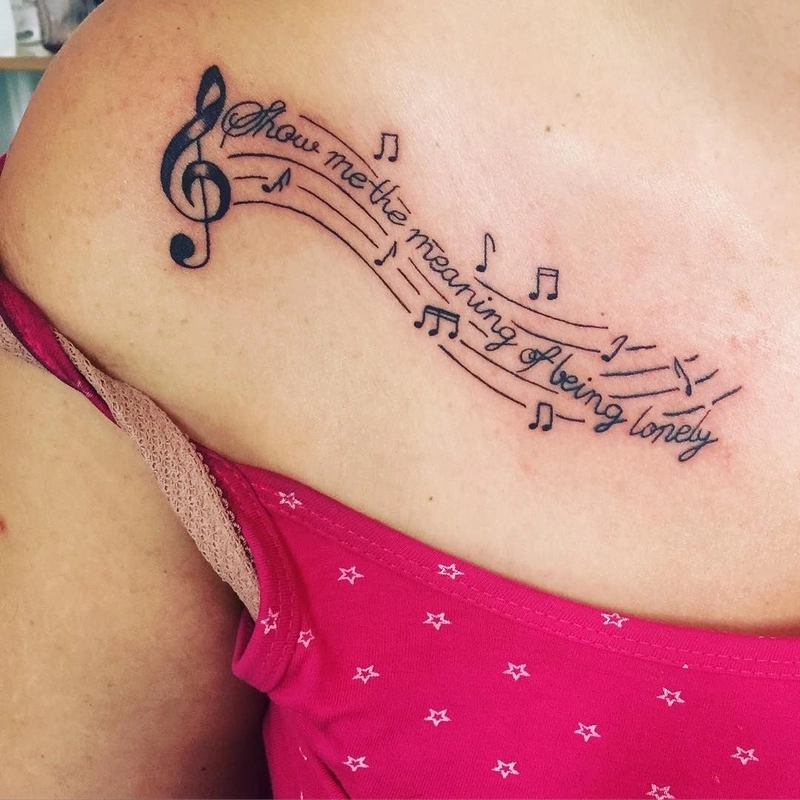 tattoo nốt nhạc và lời bài hát