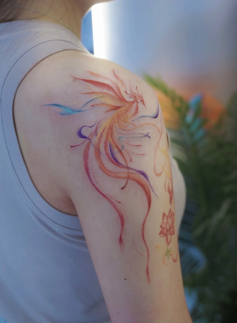 tattoo phượng hoàng nghệ thuật cho nữ