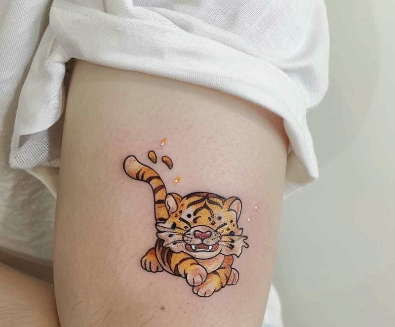 Ảnh hình xăm hổ cute phong cách hiện đại