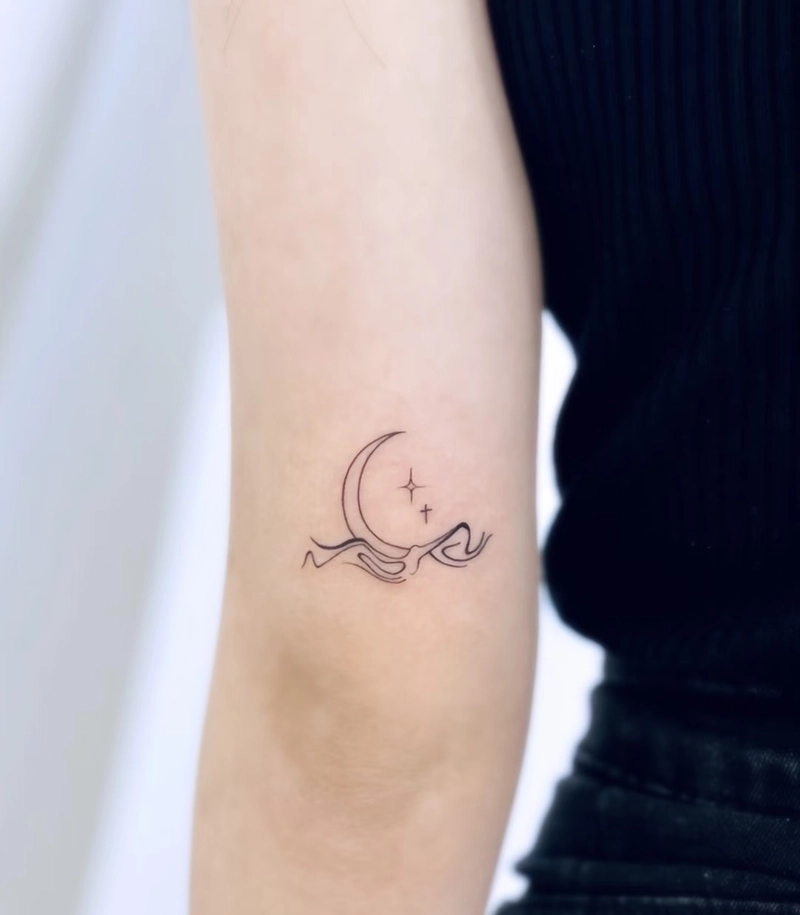 Ảnh hình xăm mini cho nữ với họa tiết nhẹ nhàng