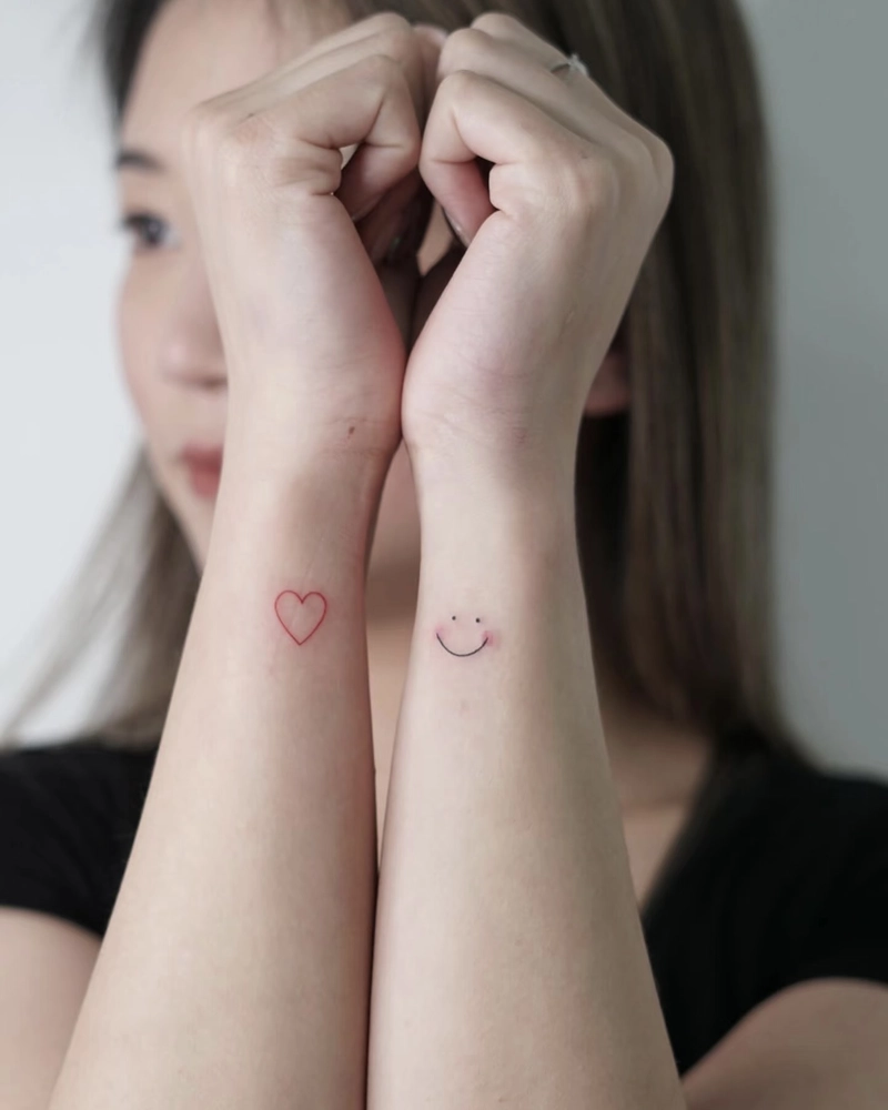 Hình ảnh hình xăm mini cho nữ với chi tiết độc đáo