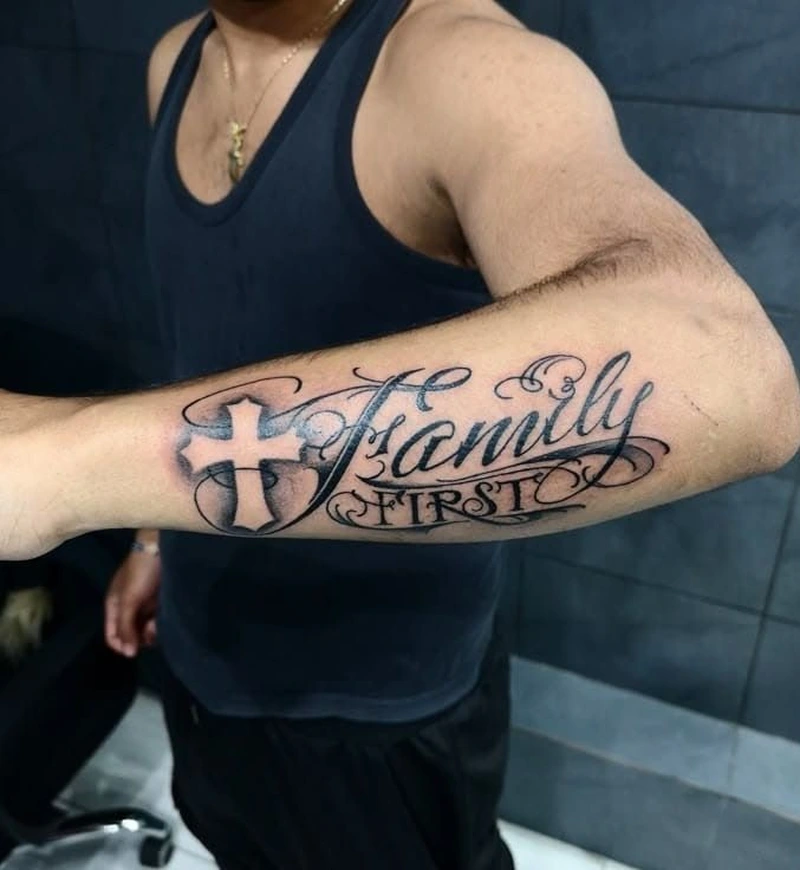 Hình ảnh xăm family cùng thiết kế tattoo chữ nổi bật