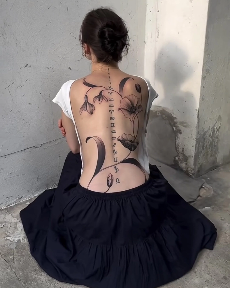 Hình xăm full lưng nữ mang nét quyến rũ rất riêng