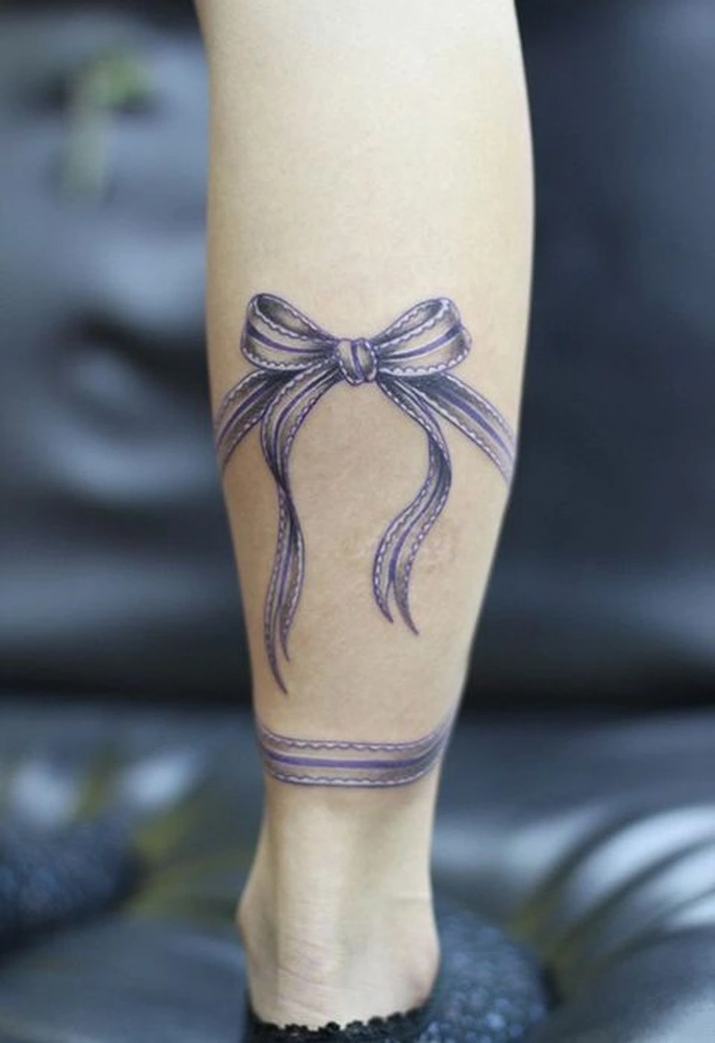 Hình xăm nơ mini hợp người thích tattoo nhỏ đơn giản