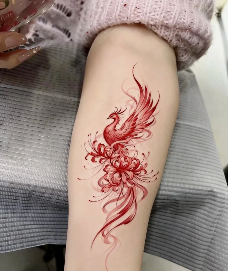 Hình xăm phượng hoàng lửa cho nữ bắp tay