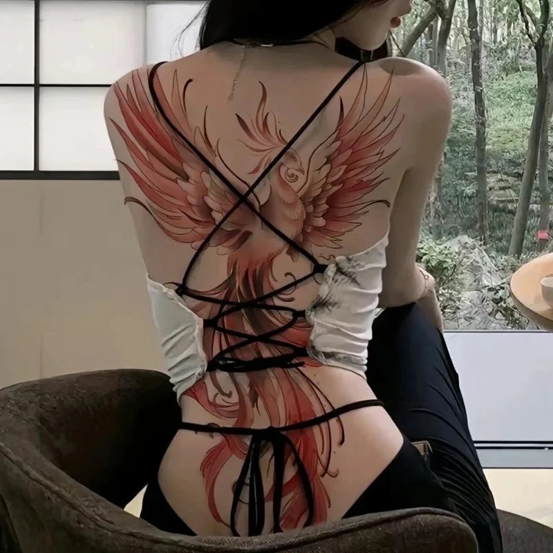 Hình xăm phượng hoàng lửa cho nữ ở tay