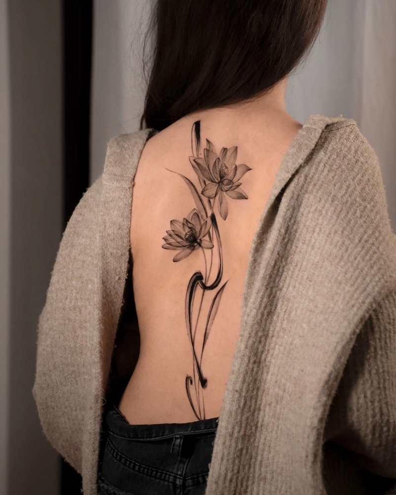 Mẫu hình xăm lưng nữ mang vẻ đẹp thời thượng