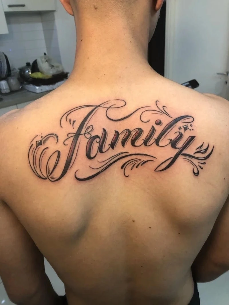 Nét tattoo chữ đẹp cùng hình xăm family