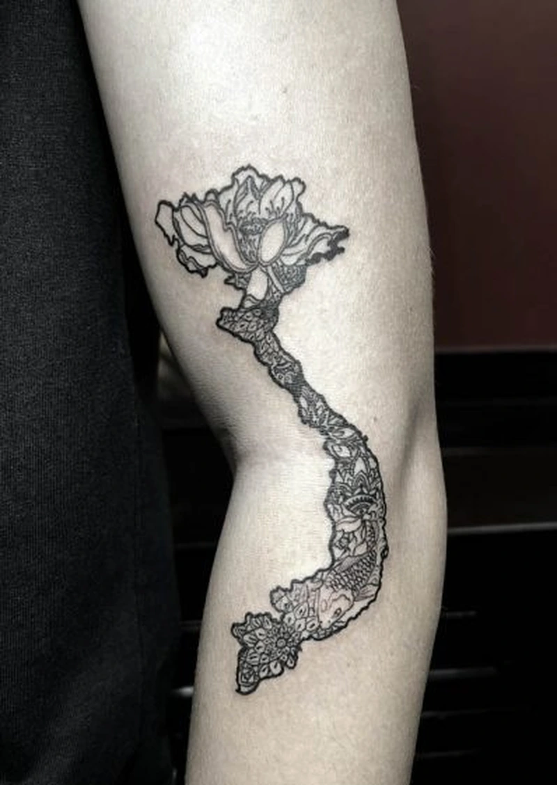 Tattoo Việt Nam mini phù hợp vị trí cổ tay