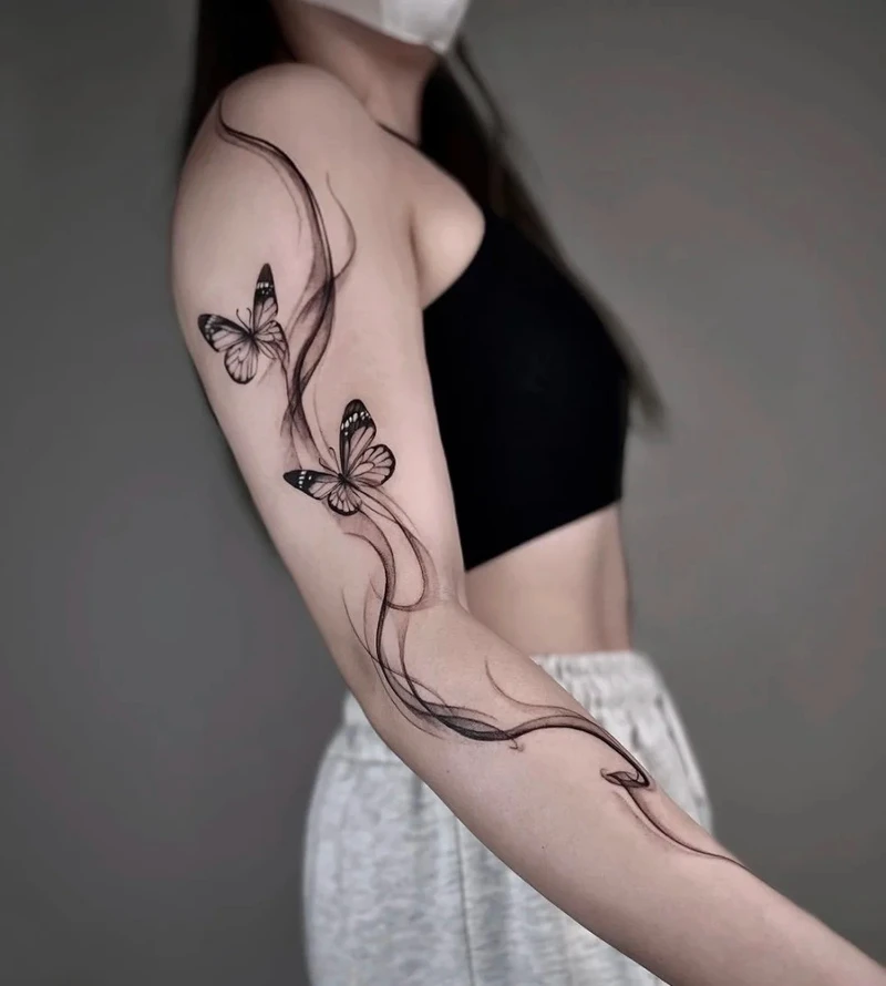 hình xăm quyến rũ cho nữ ở tay sang trọng và tinh tế