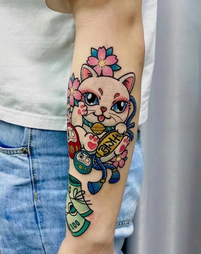 mẫu hình xăm ở bắp tay nữ cá tính