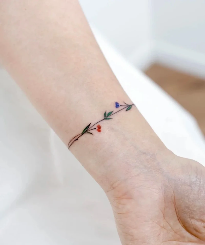 nhỏ đẹp hình xăm cổ tay nữ cá tính